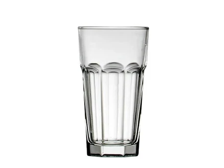 Висока стъклена чаша за коктейли 550 ml с фасетирана основа