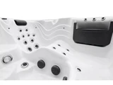 Njord Baden Valhalla – swim spa cu două zone și temperaturi, 8 persoane