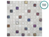 Лист от мозайка Tanzanite: бяла мозайка със златни и лилави чипове, чипове 25 × 25 мм