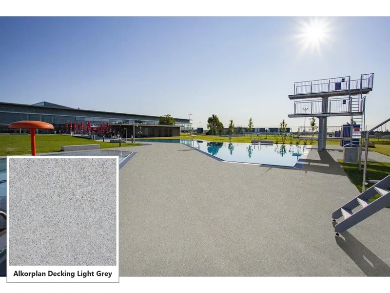 Мостра на фолио Decking Light Grey и светлосив под край басейн
